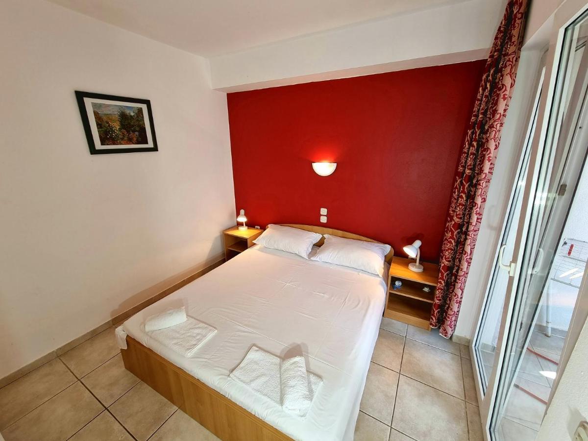 Apartments Ostrea - Mimoza Novalja Bagian luar foto